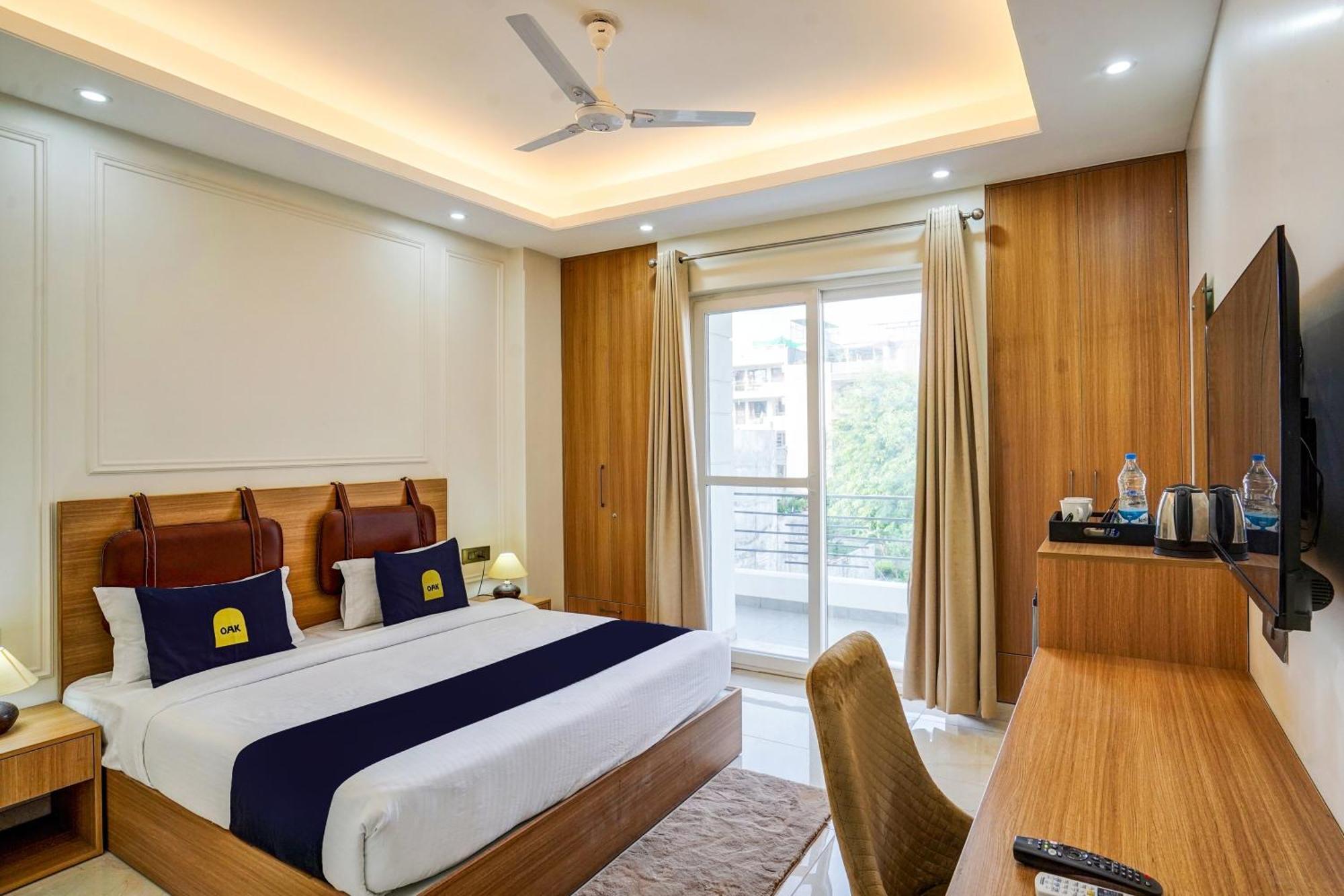 Hotel O Parkinn Gurgaon Esterno foto